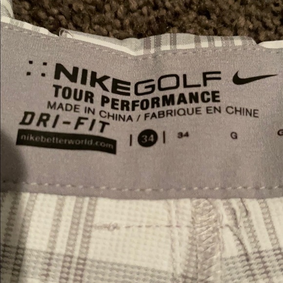 Golf shorts! - Picture 4 of 5